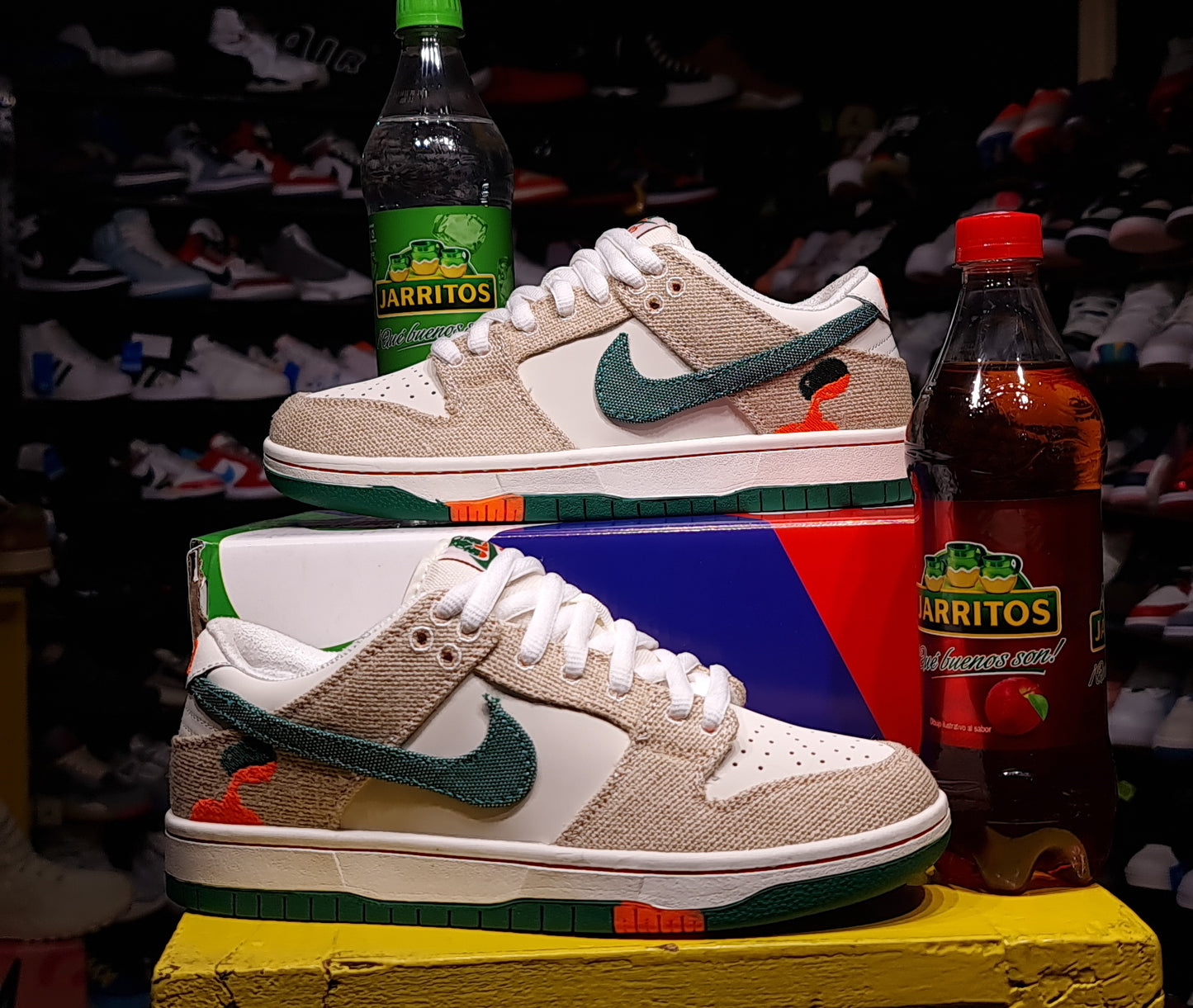 NKE SB DUNK LOW JARRITOS