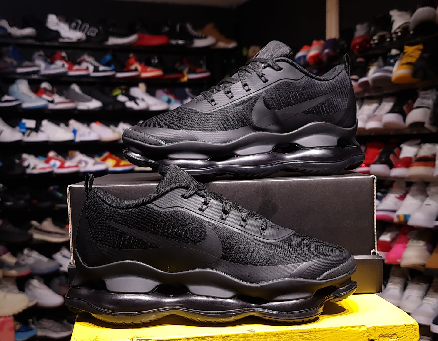 NKE AIRMAX SCORPION BLACKAOUT 2023