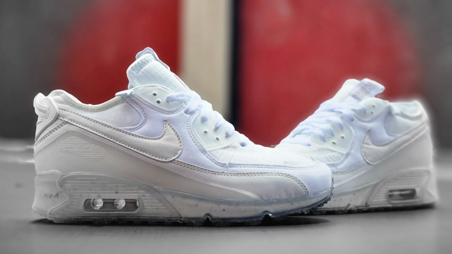 NKE AIRMAX 90 TERRASCAPE TRIPLE WHITE