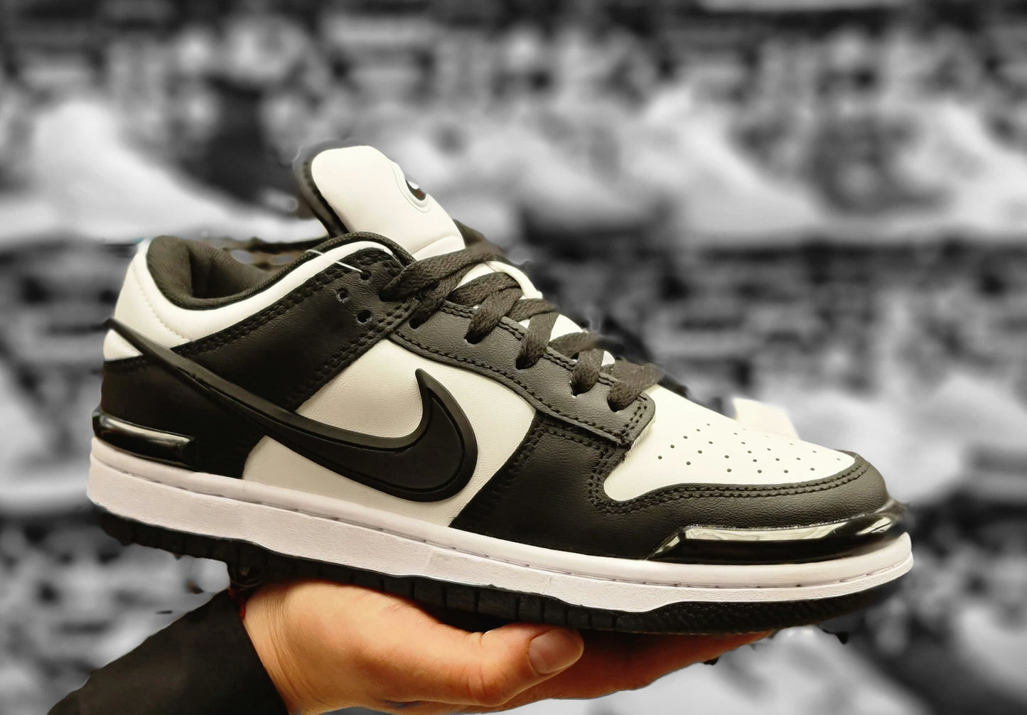 NKE SB DUNK AMBUSH LOW TWIST PANDA