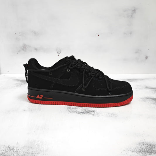 NKE AIR FORCE ONE CUSTOM TWO LACES BLACK RED SOLE