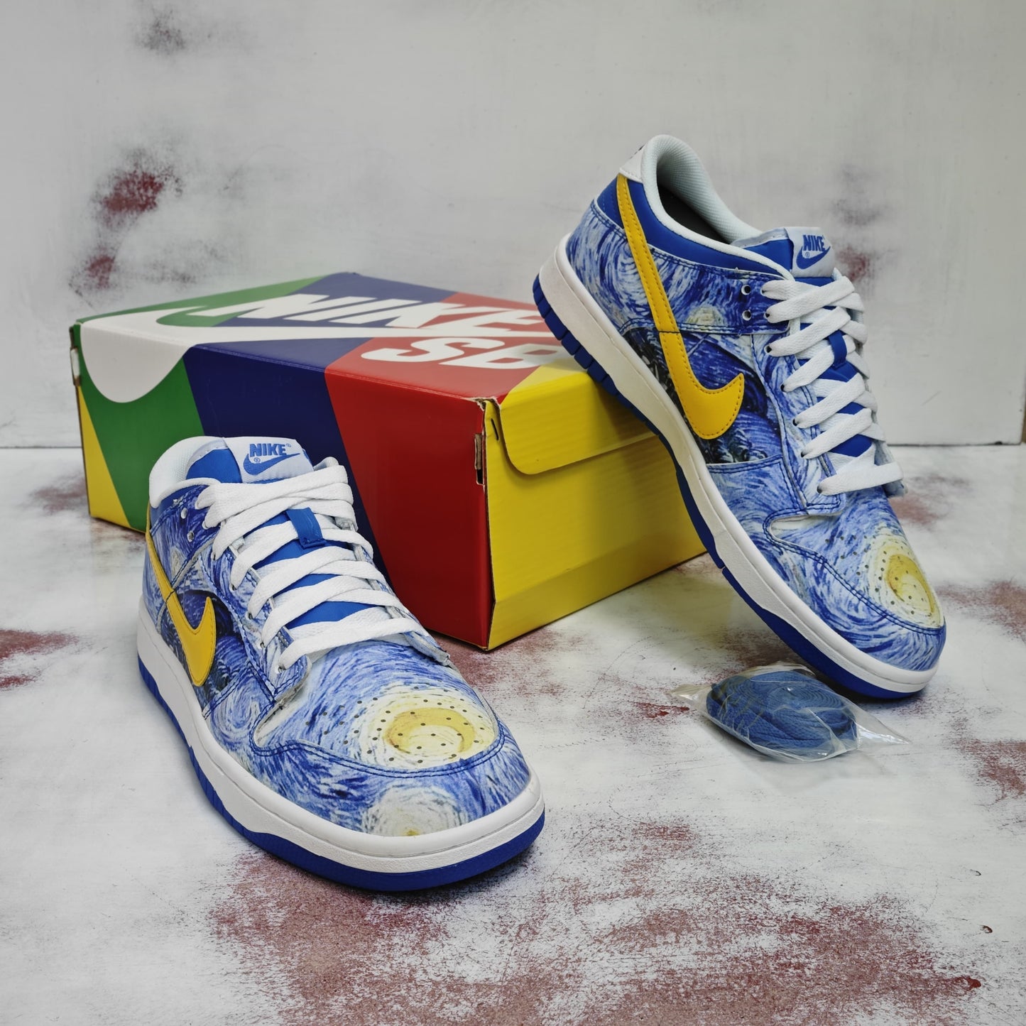 NKE SB DUNK LOW STARRY NIGHT VAN GOGH