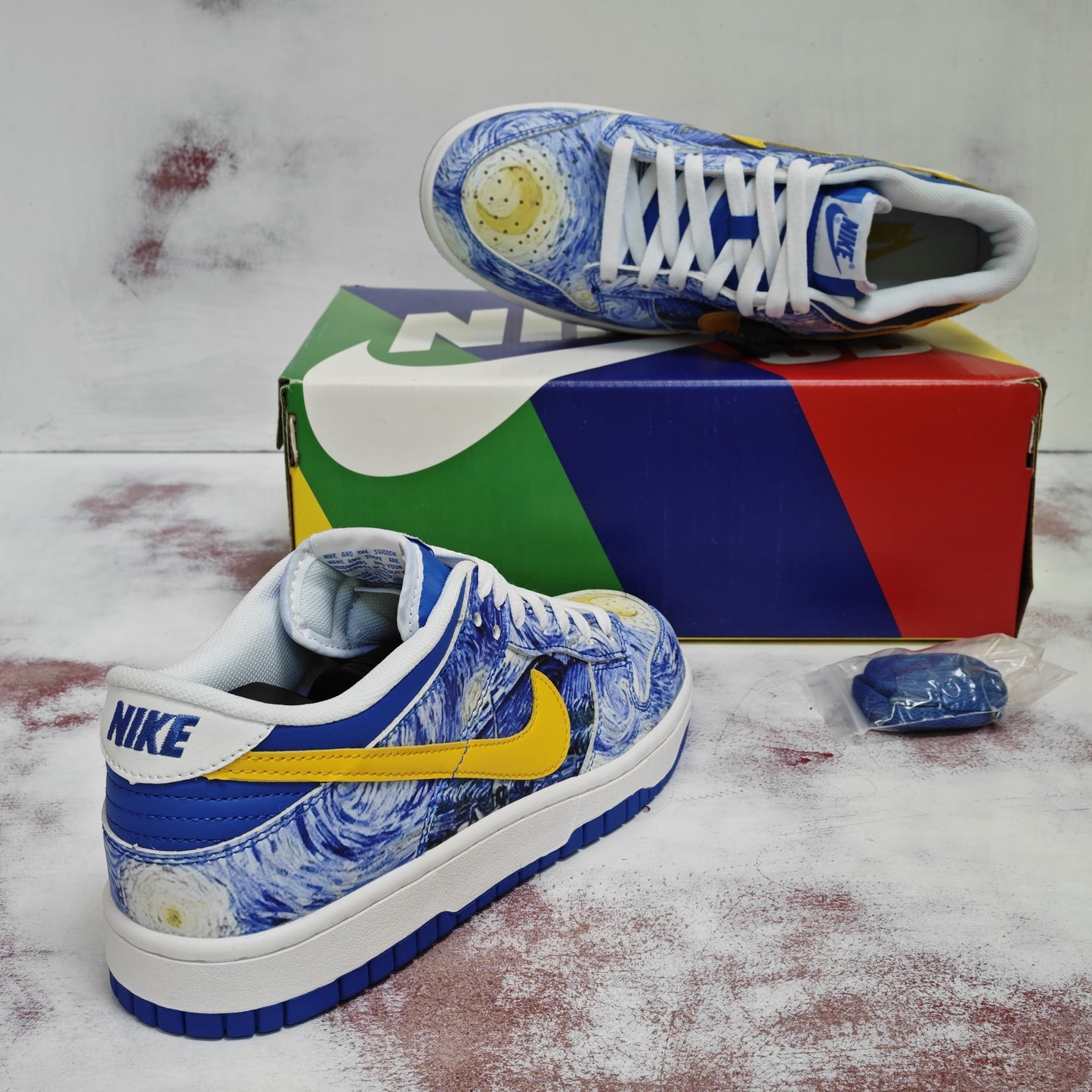 NKE SB DUNK LOW STARRY NIGHT VAN GOGH