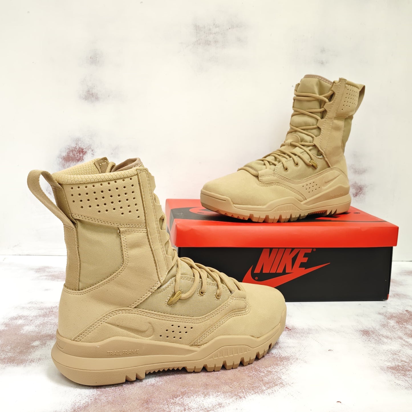 NKE BOTA TACTICA SFB 2 8" COYOTE