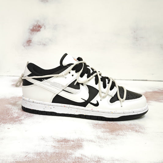 NKE SB DUNK LOW PANDA CUSTOM TWO LACES