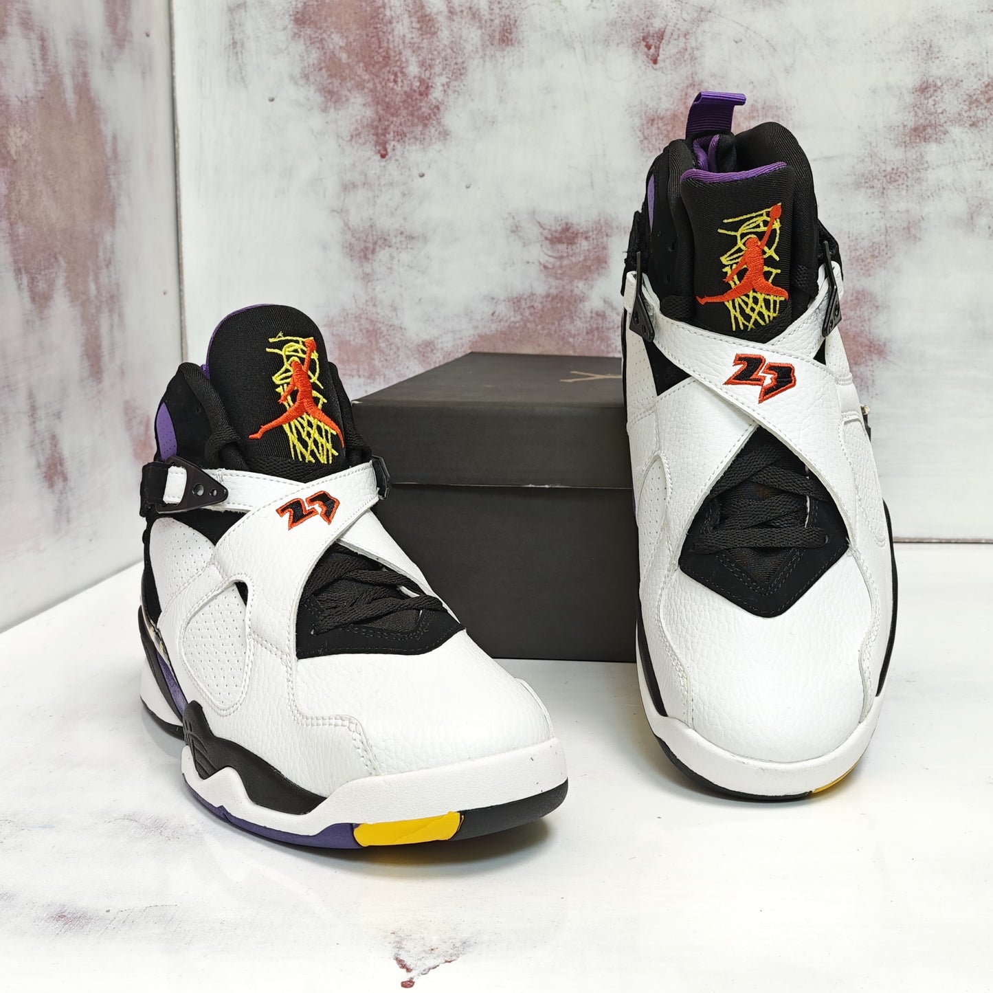 JRDN RETRO 8 THREE PEAT