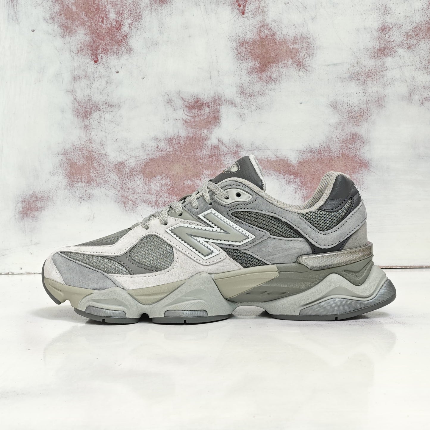 NW BALANCE 9060 SHADOW GREY