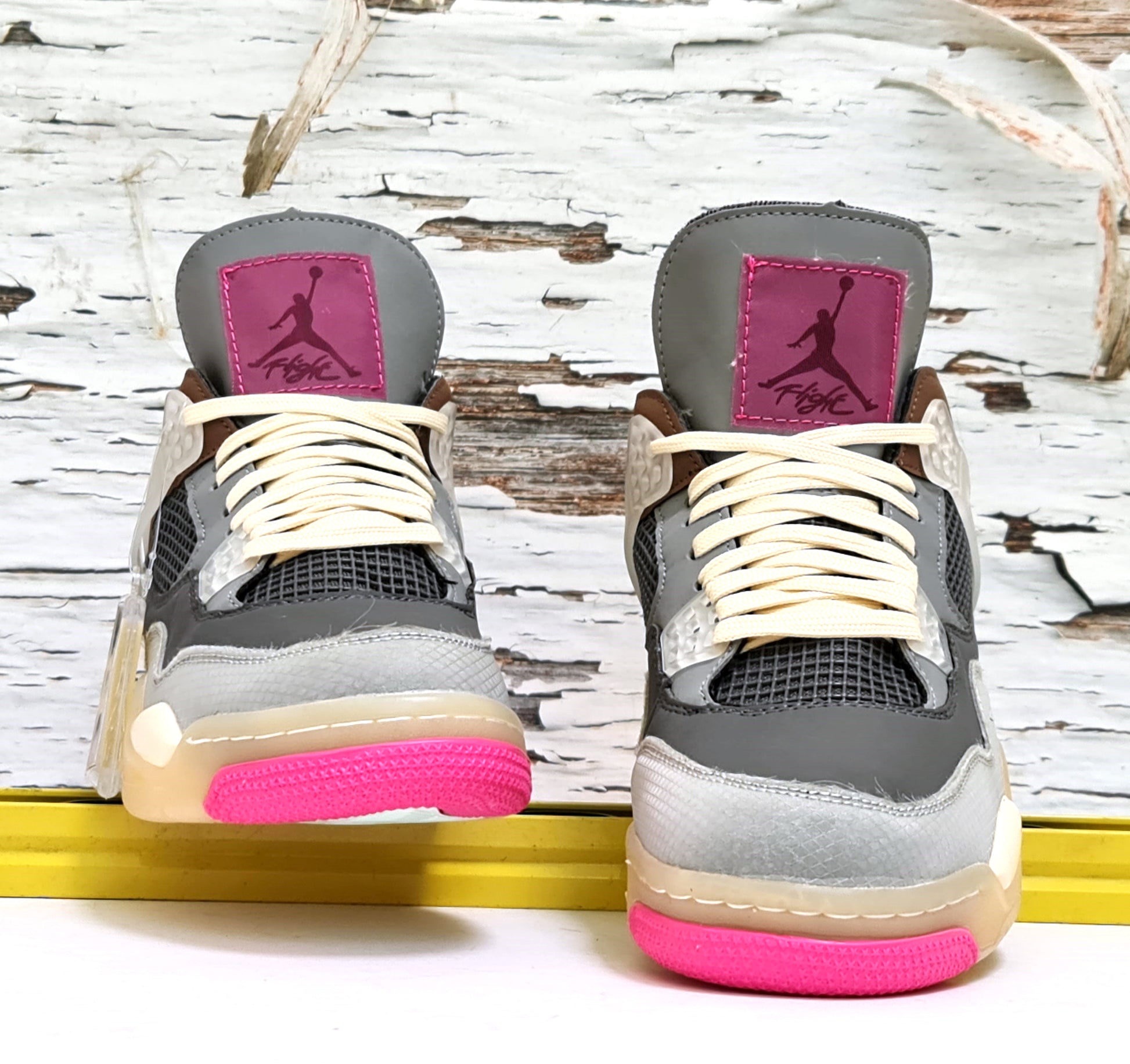 JRDN RETRO 4 OFF WHITE PINK – tetetenis