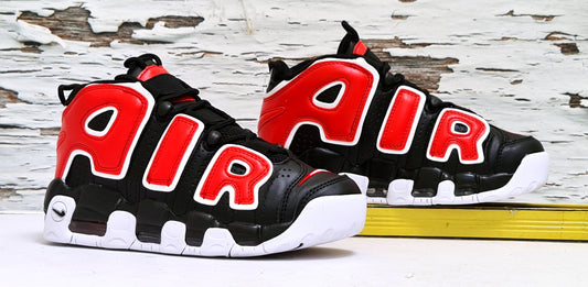 NKE UPTEMPO BRED GS