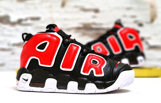 NKE UPTEMPO BRED GS