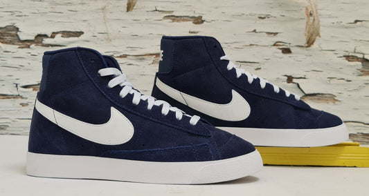 NKE BLAZER SUEDE HYPER DARK BLUE