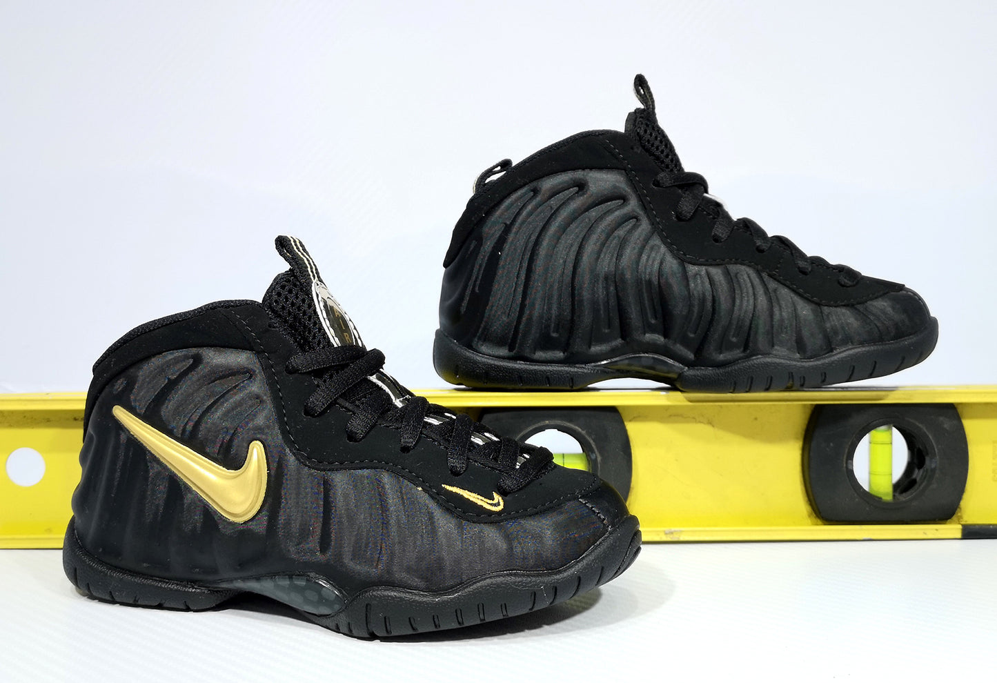 Gold cheap black foamposite